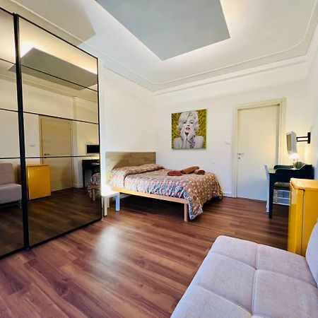 La Dimora Degli Artisti Bed & Breakfast เปสการา ภายนอก รูปภาพ